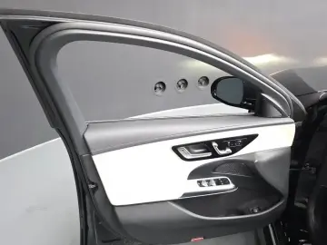 2025 Mercedes-Benz E-Класс с пробегом 11 828 км