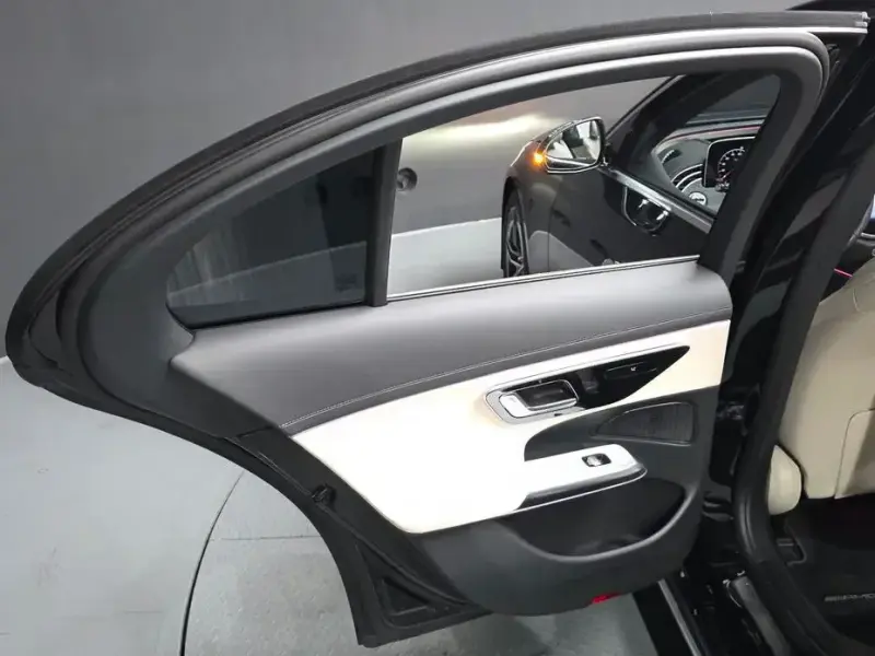 2025 Mercedes-Benz E-Класс с пробегом 11 828 км
