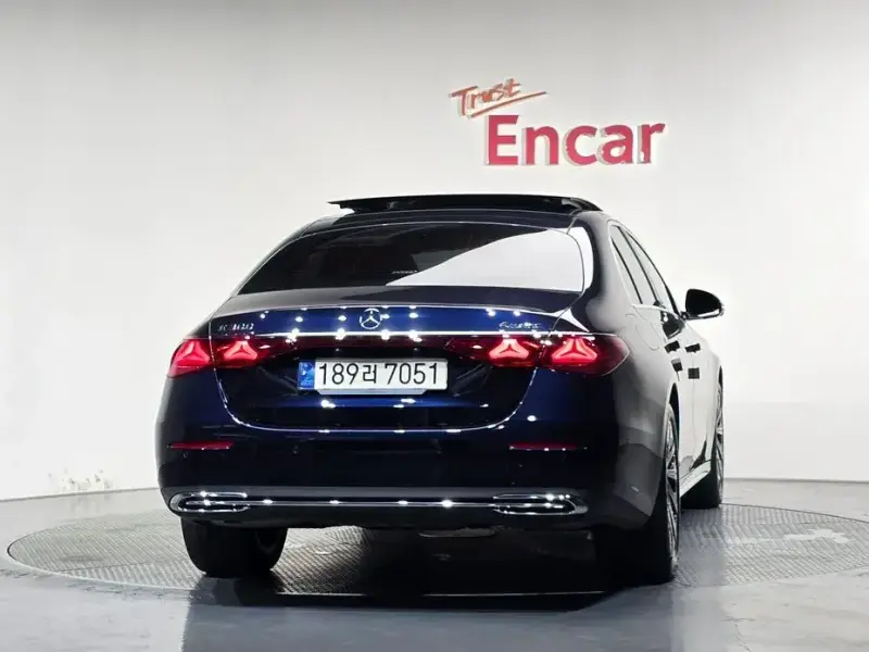 2024 Mercedes-Benz E-Класс с пробегом 32 423 км
