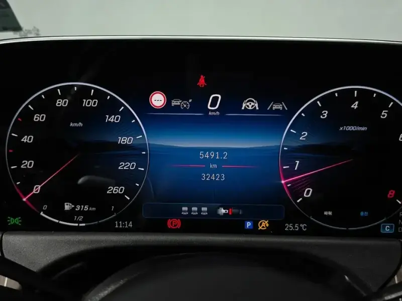 2024 Mercedes-Benz E-Класс с пробегом 32 423 км