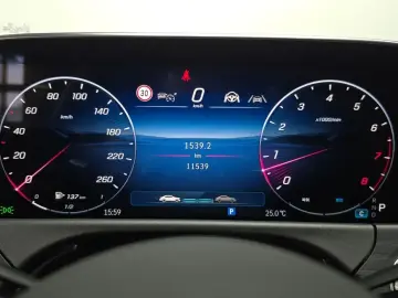 2025 Mercedes-Benz E-Класс с пробегом 11 539 км