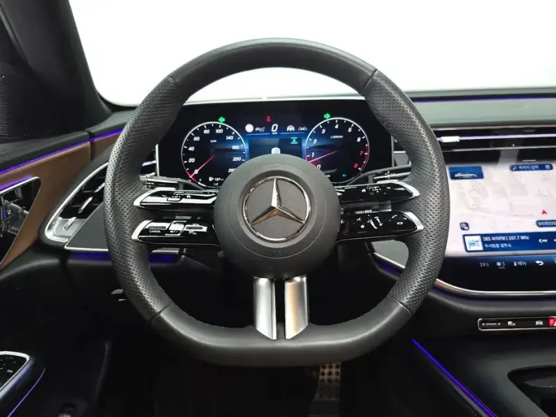 2025 Mercedes-Benz E-Класс с пробегом 11 539 км