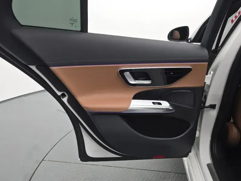 2025 Mercedes-Benz E-Класс с пробегом 11 539 км