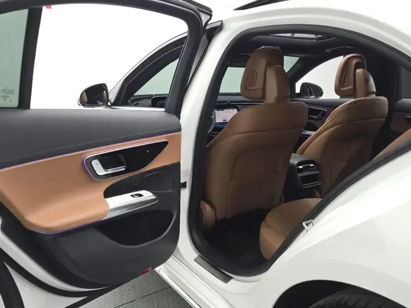 2025 Mercedes-Benz E-Класс с пробегом 11 539 км