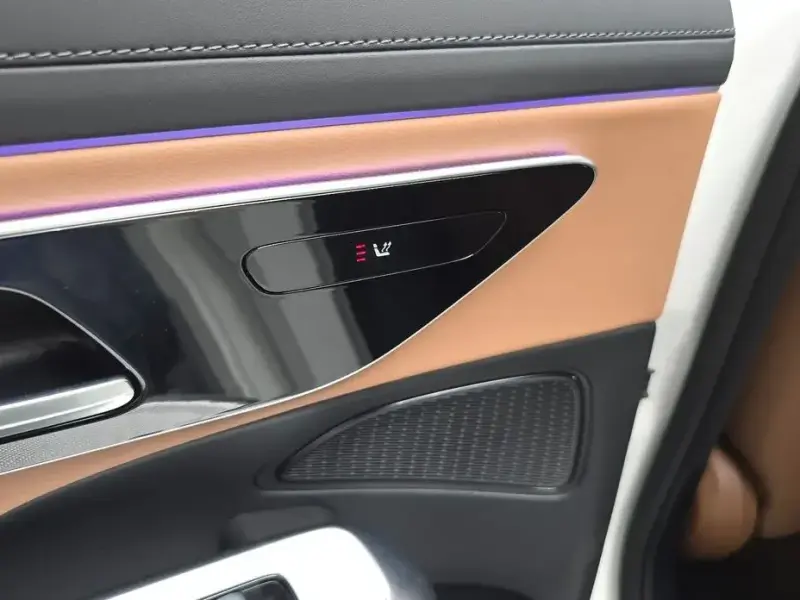 2025 Mercedes-Benz E-Класс с пробегом 11 539 км