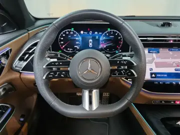 2025 Mercedes-Benz E-Класс с пробегом 4 541 км