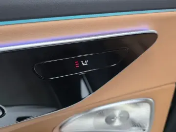 2025 Mercedes-Benz E-Класс с пробегом 4 541 км
