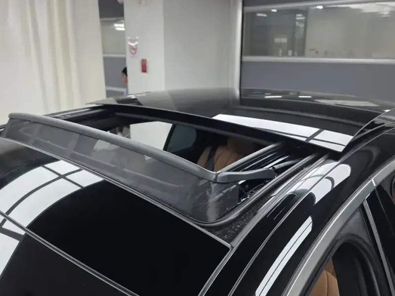 2025 Mercedes-Benz E-Класс с пробегом 4 541 км