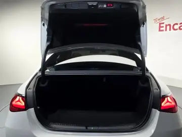 2025 Mercedes-Benz E-Класс с пробегом 8 006 км