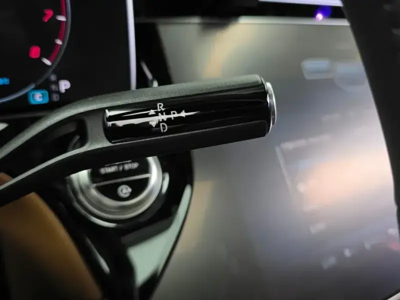 2025 Mercedes-Benz E-Класс с пробегом 13 193 км