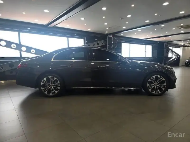 2024 Mercedes-Benz E-Класс с пробегом 21 313 км