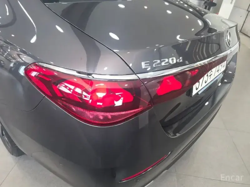 2024 Mercedes-Benz E-Класс с пробегом 21 313 км