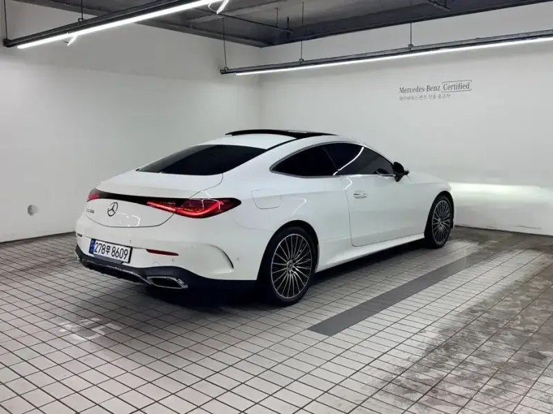 2025 Mercedes-Benz E-Класс с пробегом 15 421 км
