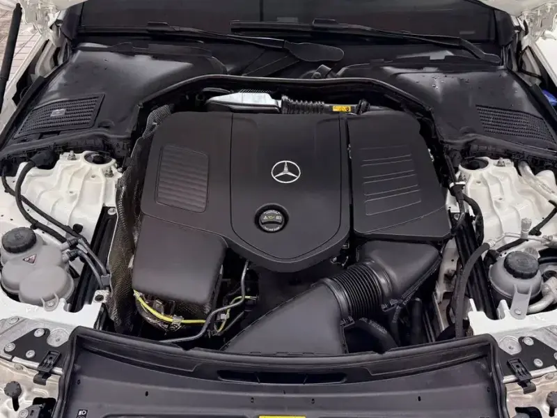 2025 Mercedes-Benz E-Класс с пробегом 15 421 км
