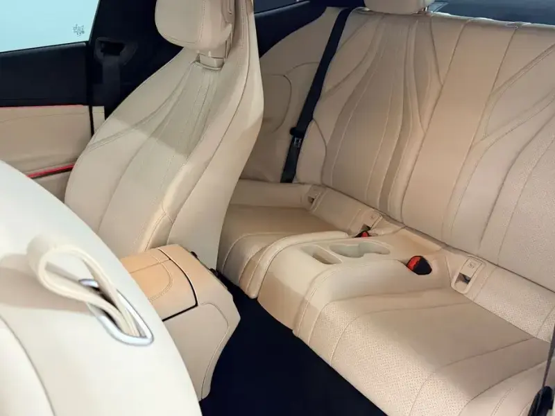 2025 Mercedes-Benz E-Класс с пробегом 15 421 км