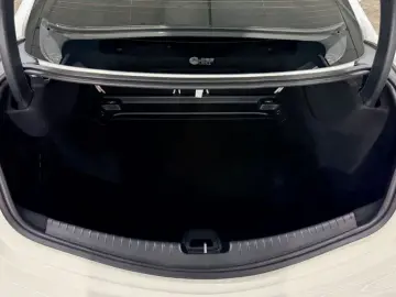 2025 Mercedes-Benz E-Класс с пробегом 15 421 км