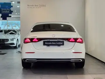 2024 Mercedes-Benz E-Класс с пробегом 27 549 км