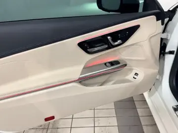 2025 Mercedes-Benz E-Класс с пробегом 15 421 км