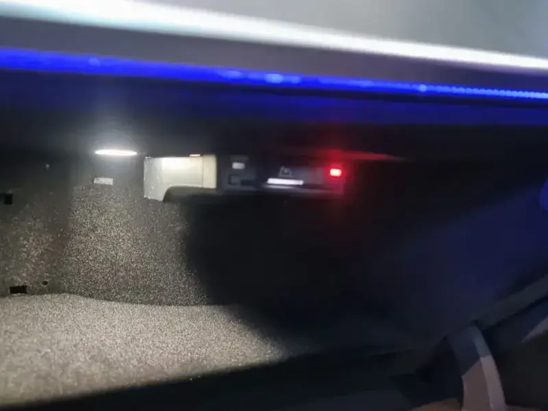 2024 Mercedes-Benz E-Класс с пробегом 27 549 км