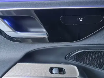2024 Mercedes-Benz E-Класс с пробегом 27 549 км