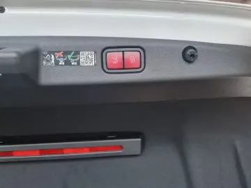 2024 Mercedes-Benz E-Класс с пробегом 27 549 км
