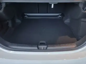 2024 Mercedes-Benz E-Класс с пробегом 27 549 км