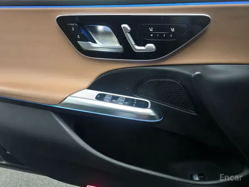 2024 Mercedes-Benz E-Класс с пробегом 30 906 км