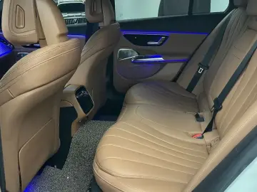 2024 Mercedes-Benz E-Класс с пробегом 20 492 км