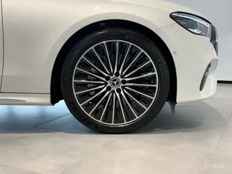 2026 Mercedes-Benz E-Класс с пробегом 3 413 км