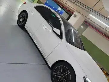 2024 Mercedes-Benz E-Класс с пробегом 22 578 км