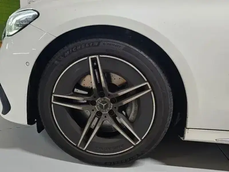 2024 Mercedes-Benz E-Класс с пробегом 22 578 км