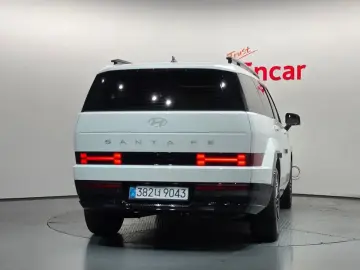 2025 Hyundai Santa Fe с пробегом 19 149 км