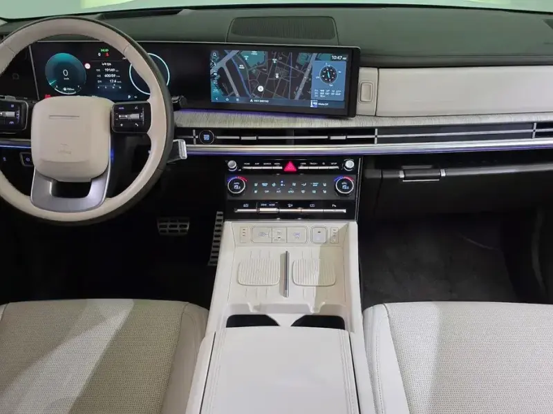 2025 Hyundai Santa Fe с пробегом 19 149 км