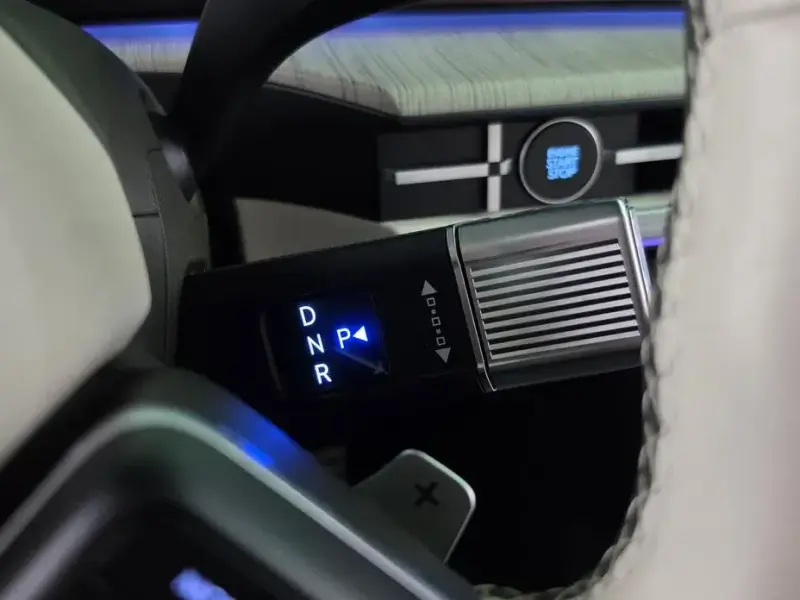 2025 Hyundai Santa Fe с пробегом 19 149 км