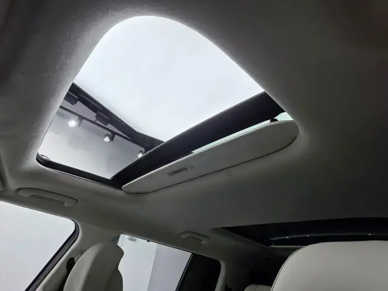 2025 Hyundai Santa Fe с пробегом 19 149 км