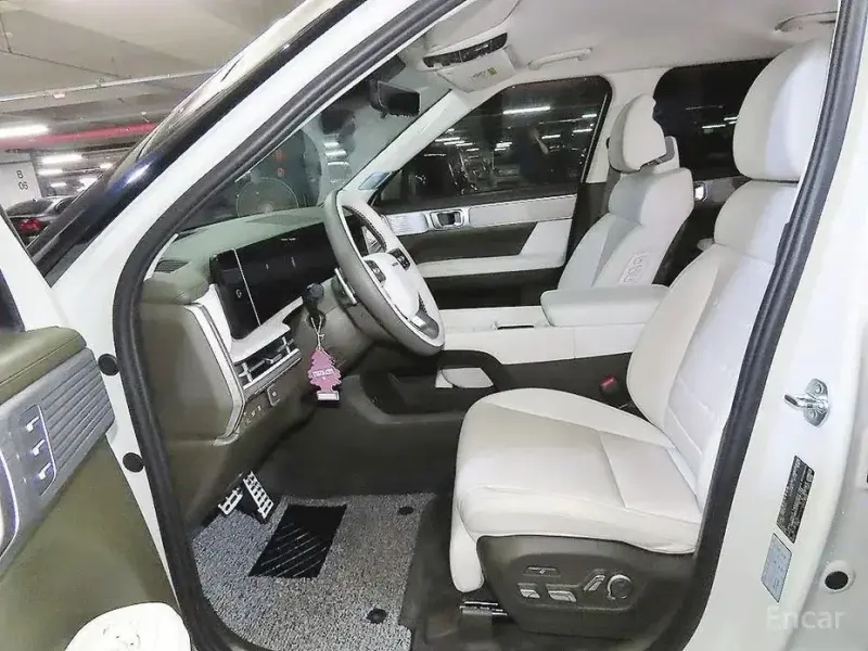 2023 Hyundai Santa Fe с пробегом 25 110 км