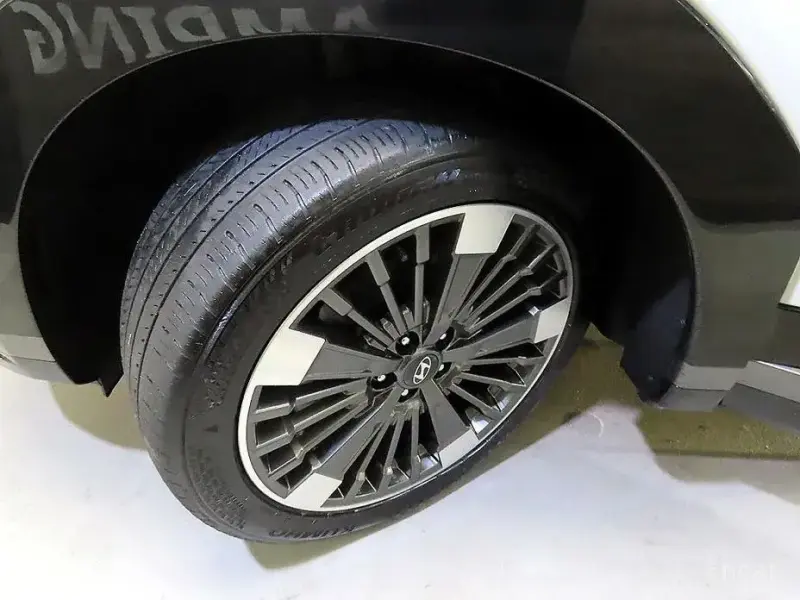 2023 Hyundai Santa Fe с пробегом 25 110 км