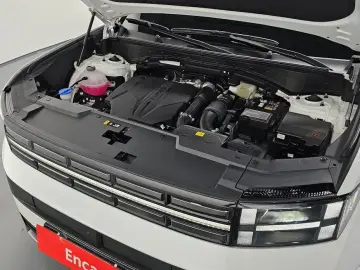 2025 Hyundai Santa Fe с пробегом 4 283 км