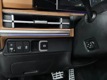 2025 Hyundai Santa Fe с пробегом 4 283 км