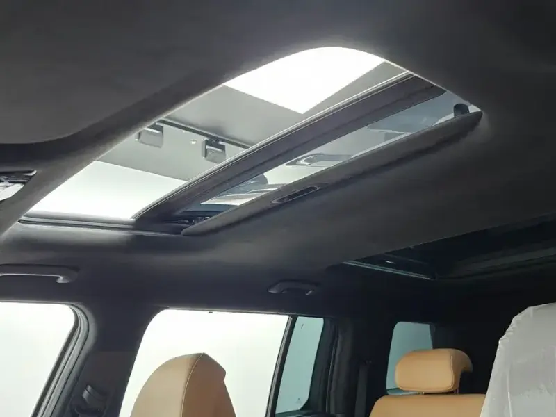 2025 Hyundai Santa Fe с пробегом 4 283 км