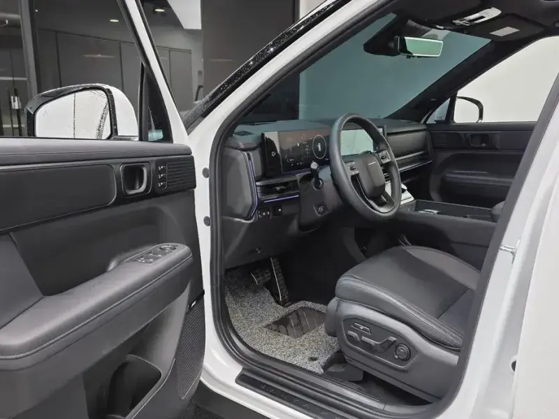 2024 Hyundai Santa Fe с пробегом 16 760 км