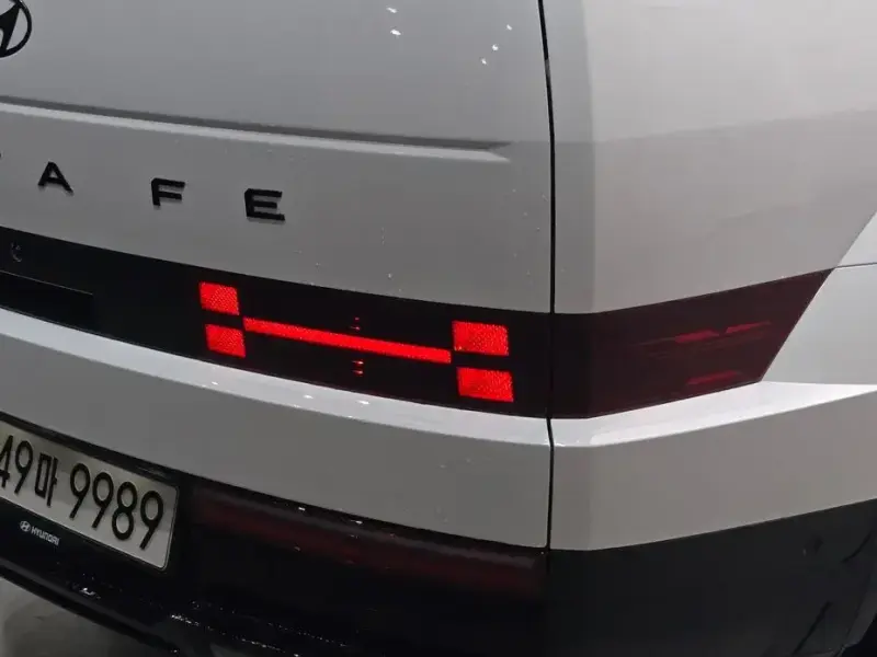 2024 Hyundai Santa Fe с пробегом 16 760 км