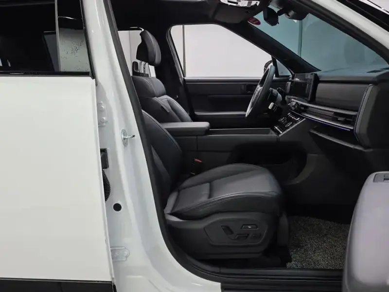 2024 Hyundai Santa Fe с пробегом 16 760 км