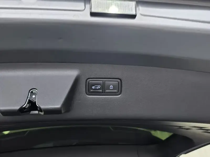 2023 Hyundai Santa Fe с пробегом 89 051 км