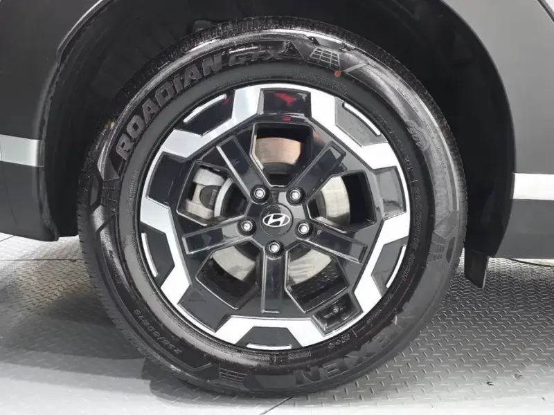 2024 Hyundai Santa Fe с пробегом 9 327 км