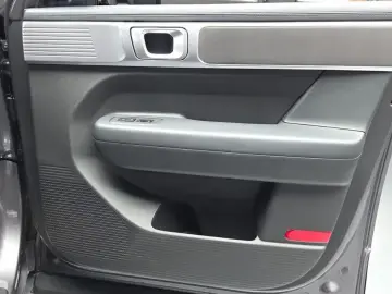 2024 Hyundai Santa Fe с пробегом 9 327 км