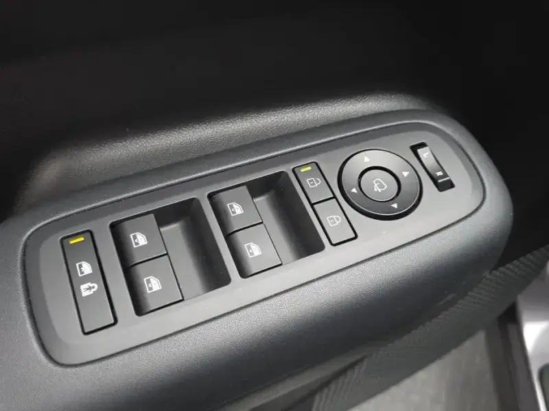 2024 Hyundai Santa Fe с пробегом 9 327 км