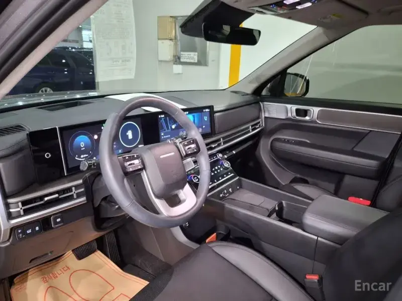 2025 Hyundai Santa Fe с пробегом 15 500 км