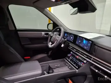 2025 Hyundai Santa Fe с пробегом 15 500 км