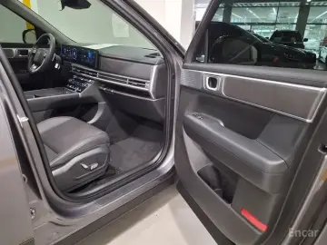 2025 Hyundai Santa Fe с пробегом 15 500 км